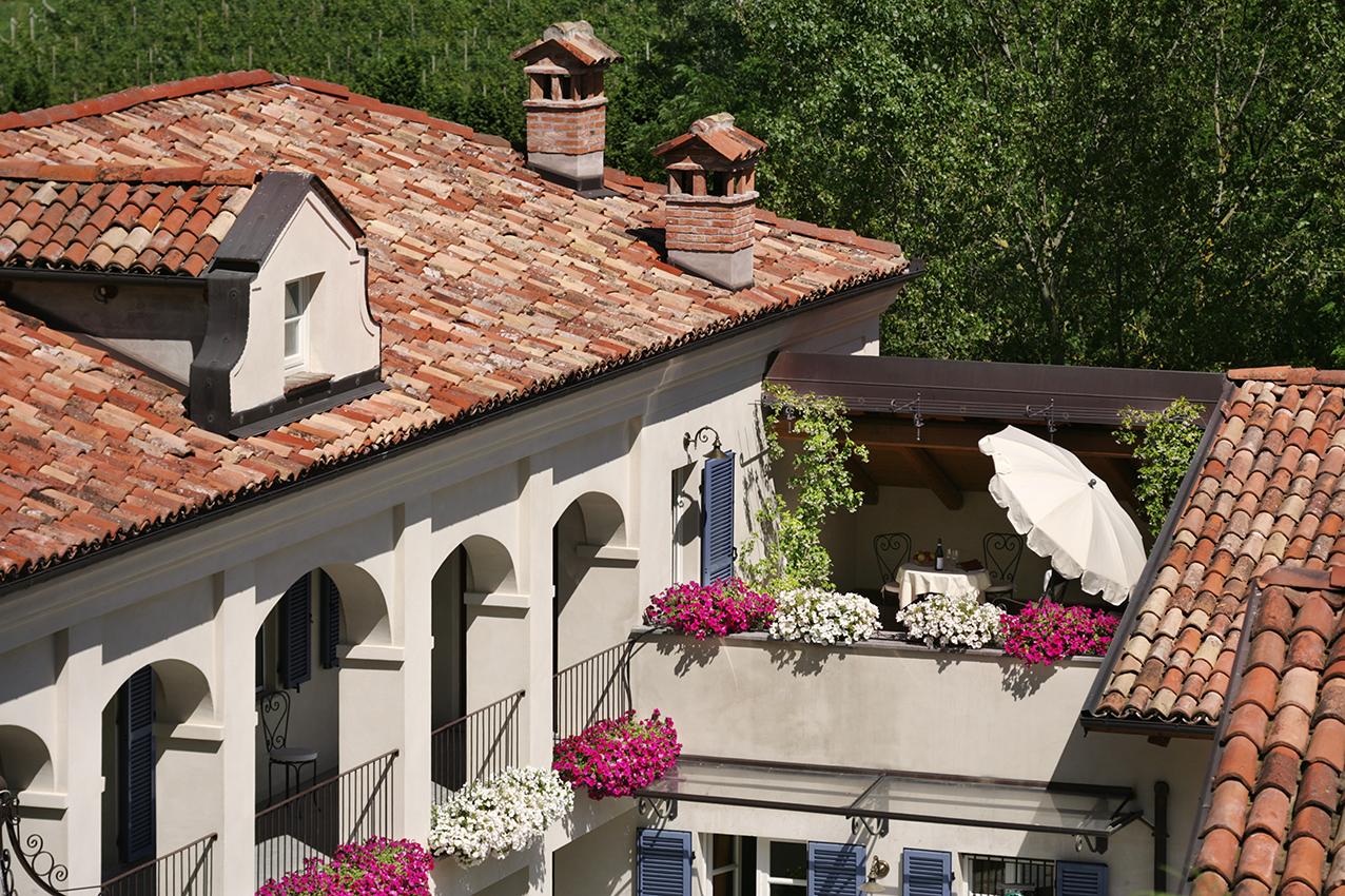 Marcarini Agriturismo Neviglie Bagian luar foto